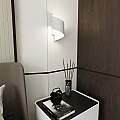 Applique Moderna 1 Luce Ubbe A Fascia In Acciaio Bianco LA0176-EB-AP1-BI