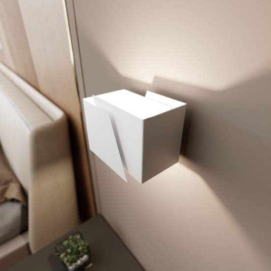 Applique Moderna 1 Luce Bjorn A Forma Geometrica In Acciaio Bianco LA0177-EB-AP1-BI