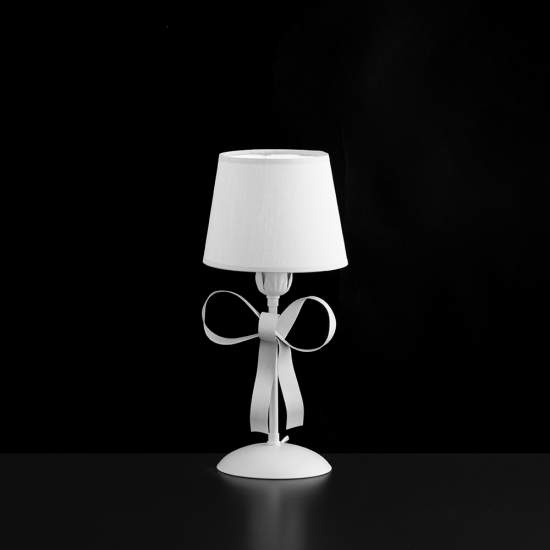 Lume Classico Provenzale Bianco Shabby Con Paralume Bianco 1 Luce Lucy | Abatjour - Lumi e Lumetti | Luce Art Shop Lume Classico Provenzale Bianco Shabby Con Paralume Bianco 1 Luce Lucy | Bonetti illumina