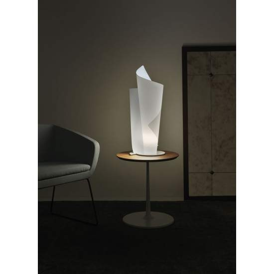 Lampada Da Tavolo Moderna A 1 Luce Vela In Polilux Bianco H70 Made In Italy | Linea Zero