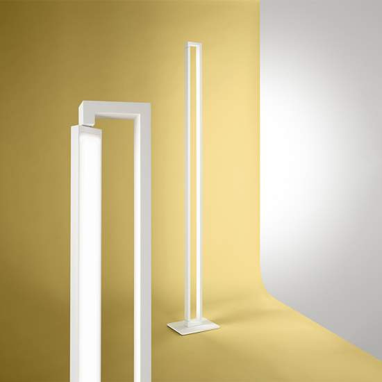 Piantana In Metallo Moderna Sway Bianco Led 6633BCT