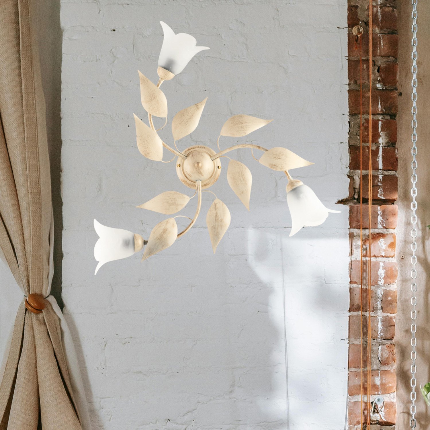 Plafoniera Alice A 2 Luci - Ferro Battuto Avorio E Oro Con Vetro Bianco - Dimensioni 56x26 Cm