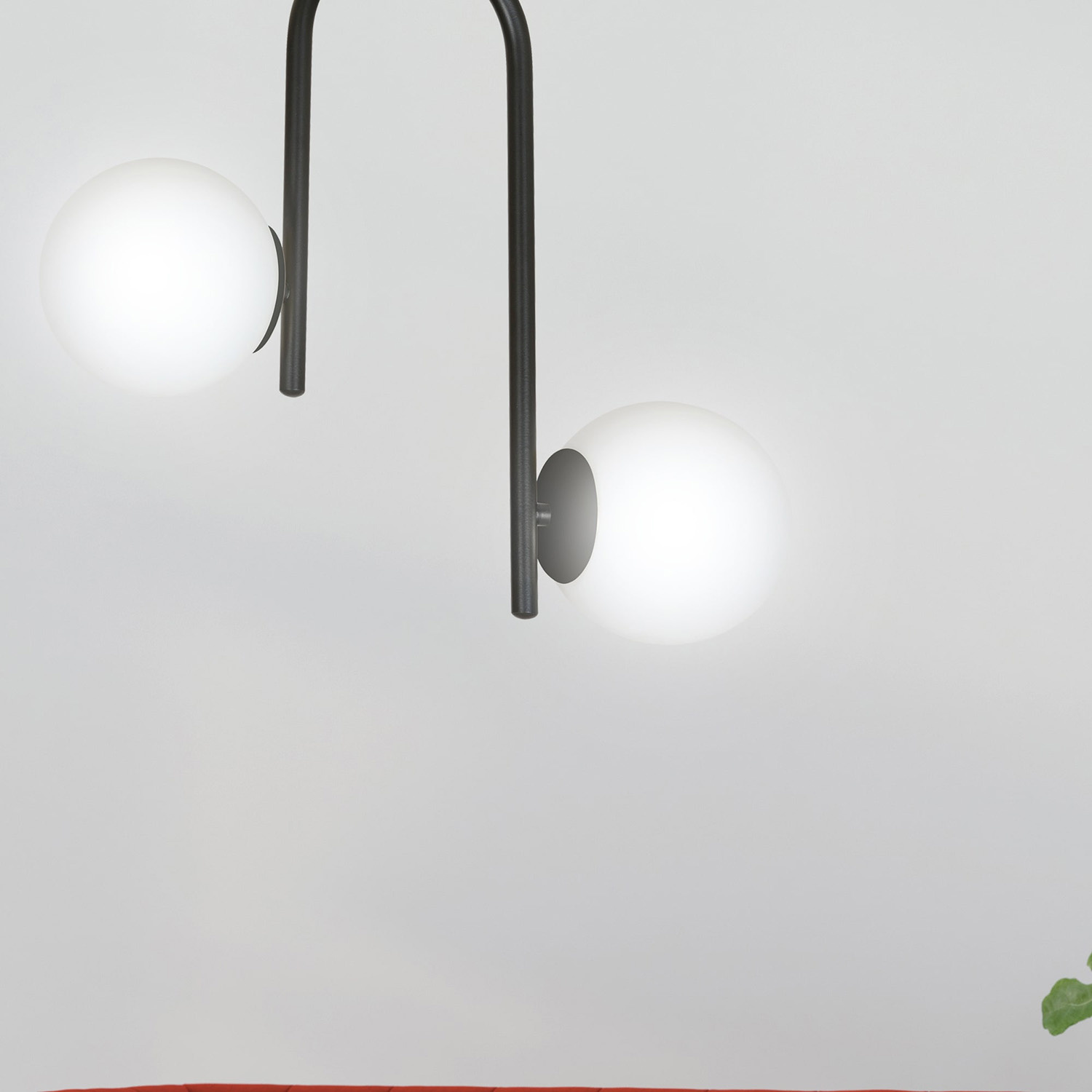 Lampadario 2 Luci Kalf In Acciaio Nero A Bracci E Sfere In Vetro Opalino 1030/2