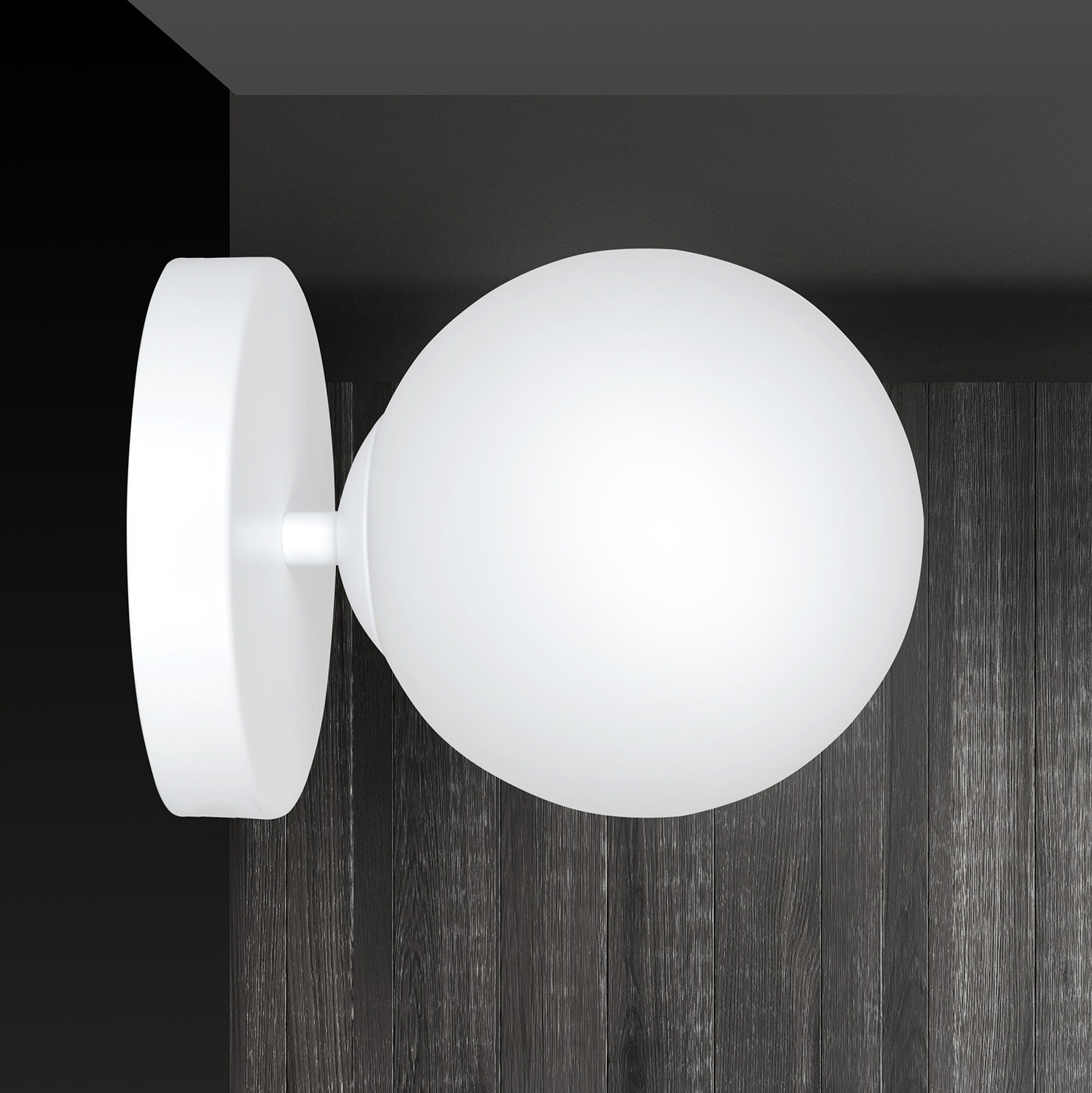 Applique 1 Luce Kalf In Acciaio Bianco A Bracci E Sfera In Vetro Opalino 1031/K1